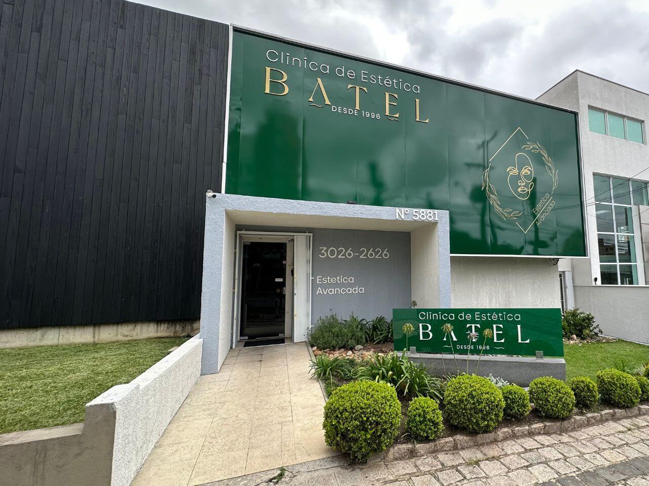 Fachada da Clínica de Estética Batel